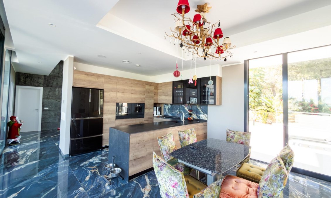 Segunda mano - Villa -
Orihuela - Las Colinas Golf