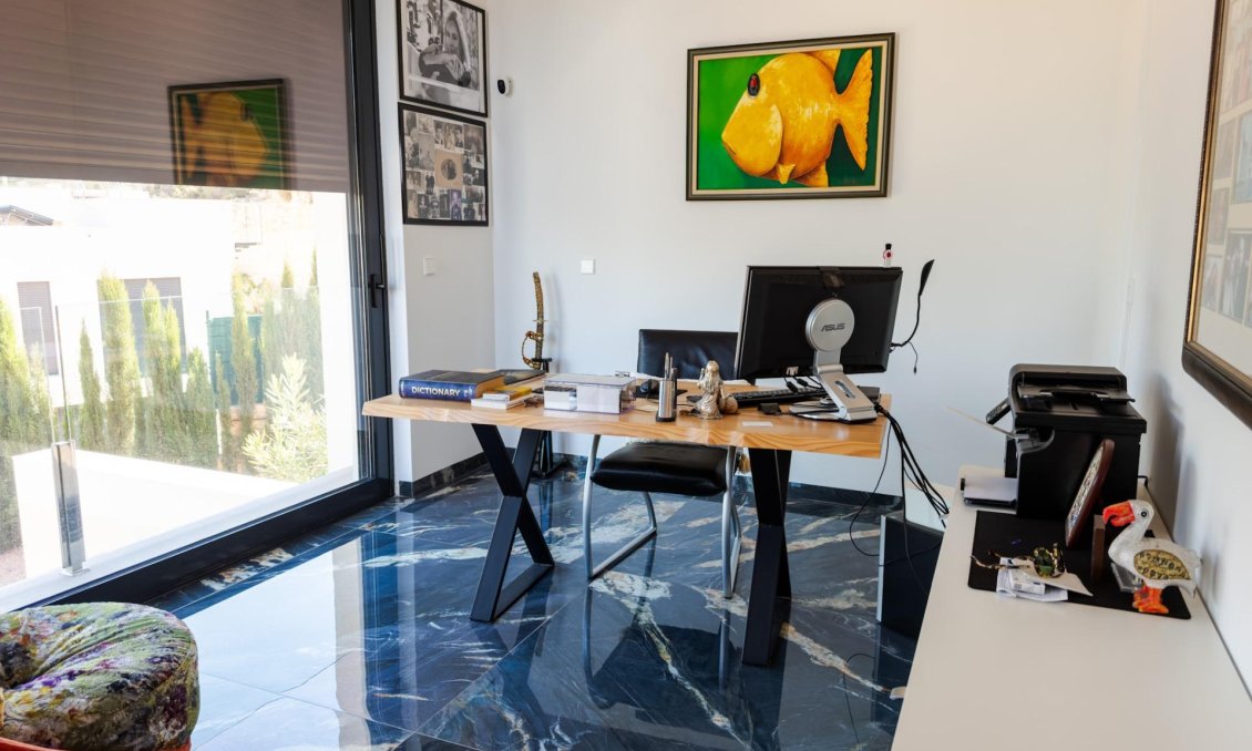 Segunda mano - Villa -
Orihuela - Las Colinas Golf