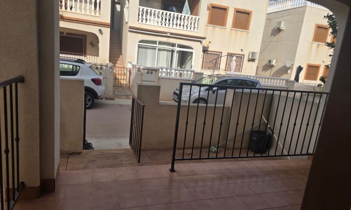 Segunda mano - Apartamento -
Daya Vieja - Costa Blanca
