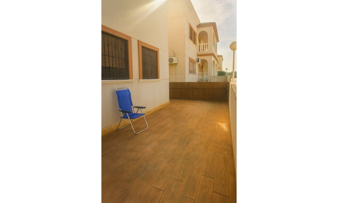 Segunda mano - Apartamento -
Daya Vieja - Costa Blanca