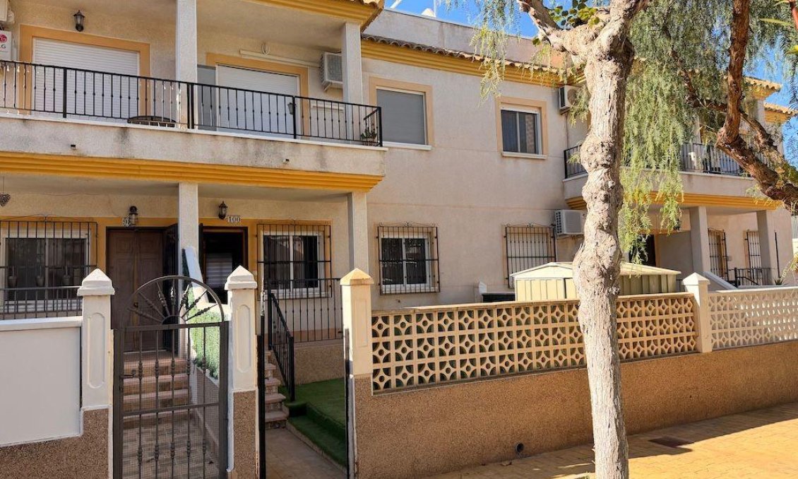 Használt Ingatlanok - Bungaló -
Orihuela Costa - Costa Blanca