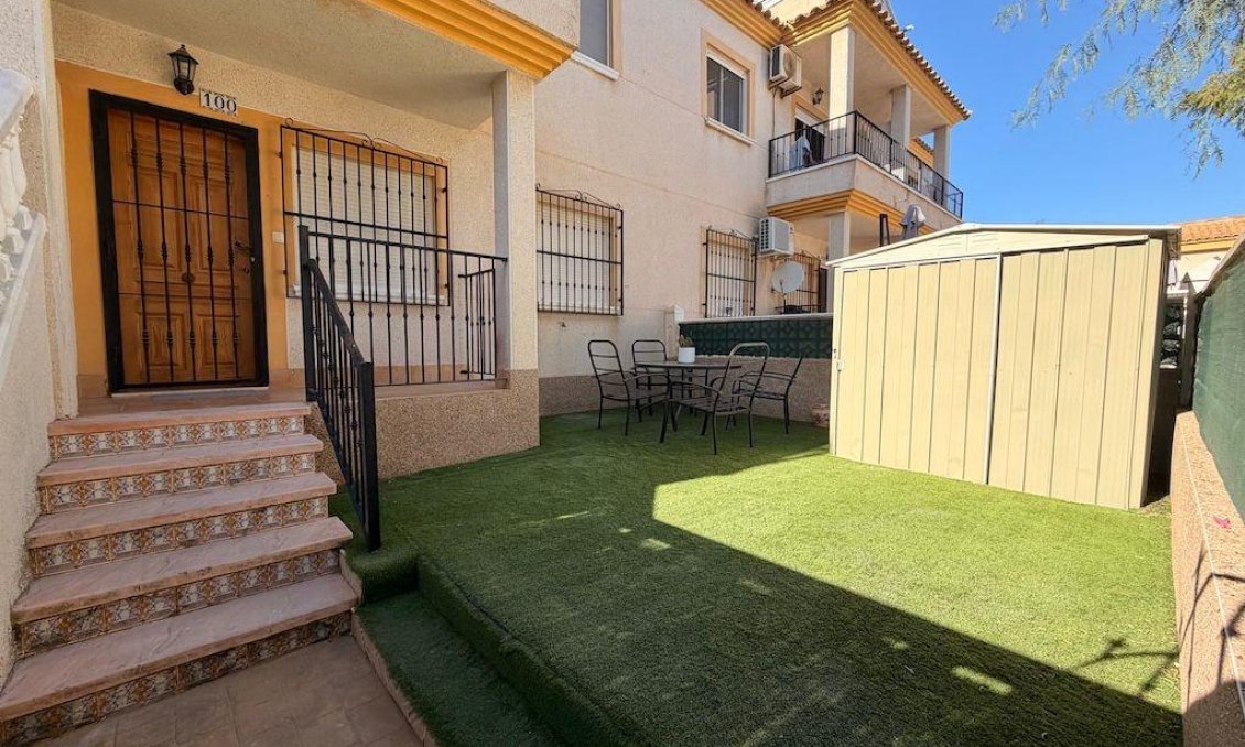 Használt Ingatlanok - Bungaló -
Orihuela Costa - Costa Blanca