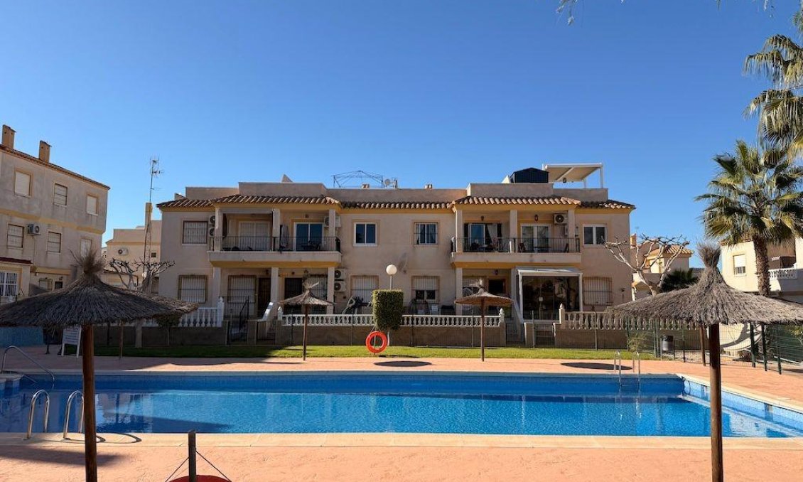 Használt Ingatlanok - Bungaló -
Orihuela Costa - Costa Blanca