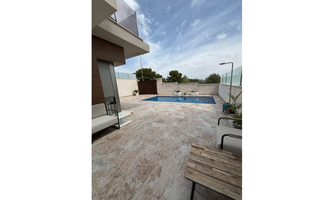 Segunda mano - Villa -
Orihuela Costa - Villamartín-las Filipinas