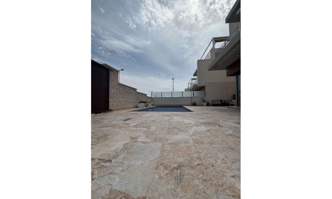 Segunda mano - Villa -
Orihuela Costa - Villamartín-las Filipinas