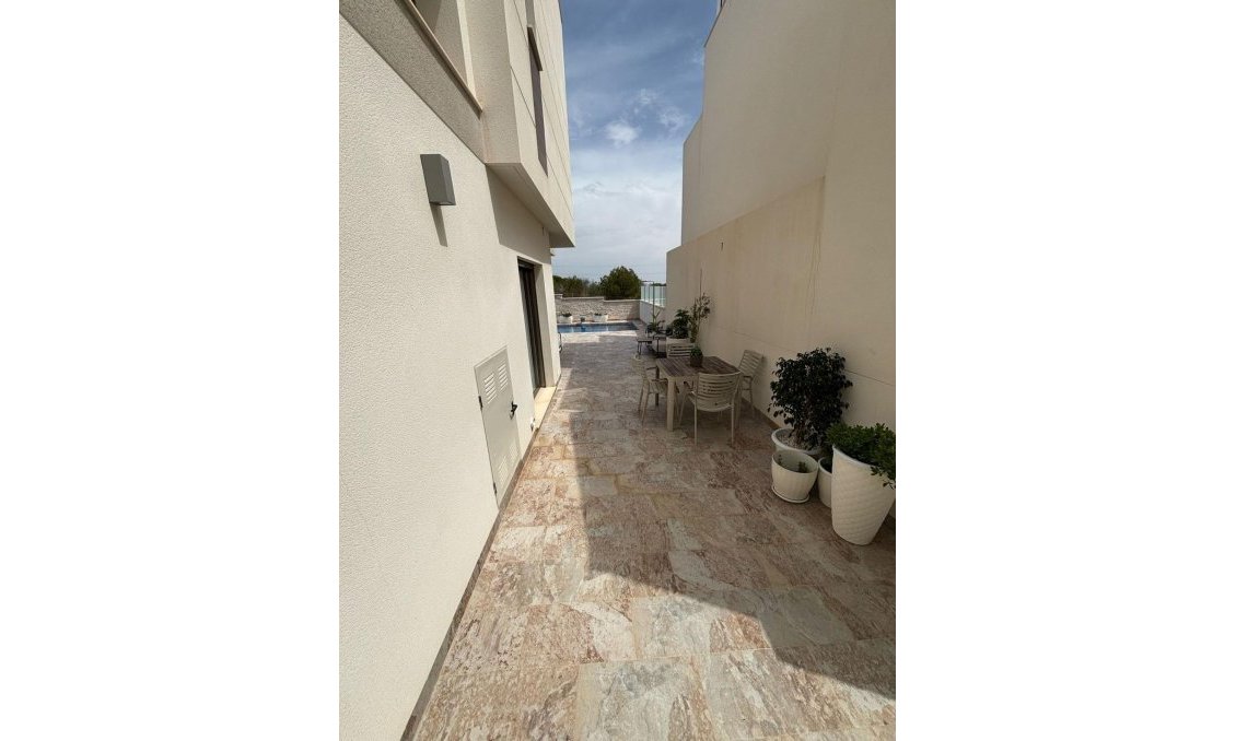 Segunda mano - Villa -
Orihuela Costa - Villamartín-las Filipinas