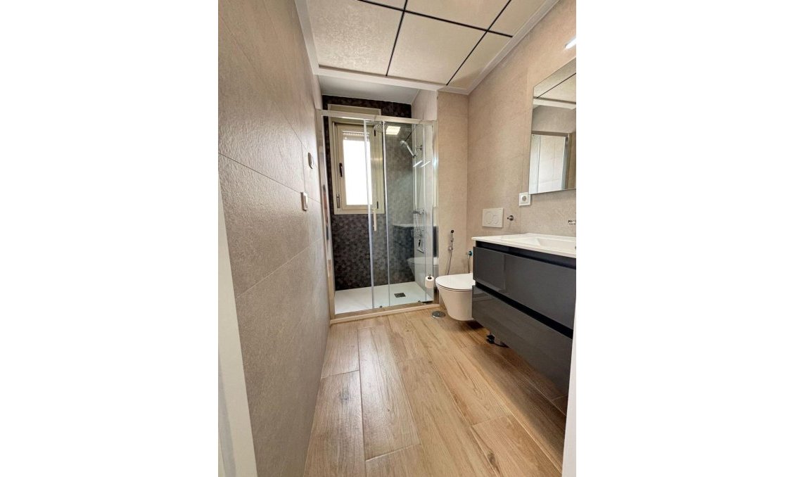 Segunda mano - Villa -
Orihuela Costa - Villamartín-las Filipinas