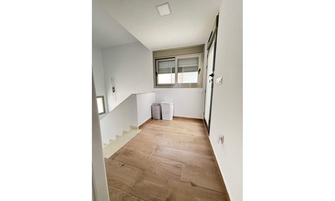 Segunda mano - Villa -
Orihuela Costa - Villamartín-las Filipinas