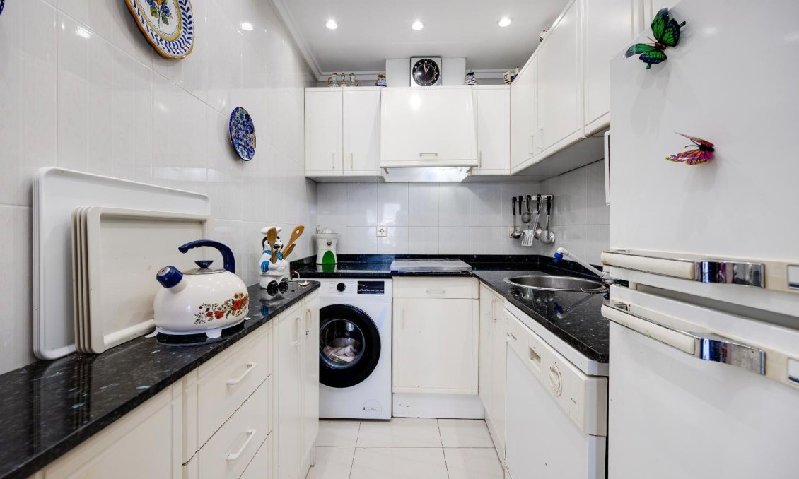 Segunda mano - Apartamento -
Torrevieja - Cabo Cervera