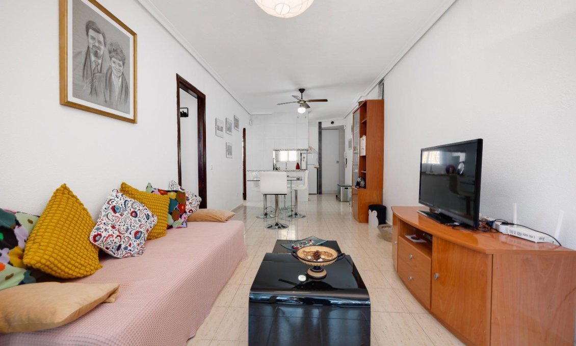 Resale - Apartment -
Torrevieja - La Siesta - El Salado - Torreta