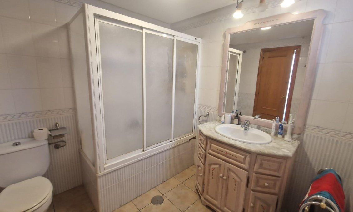 Segunda mano - Town House -
Torrevieja - Torreblanca