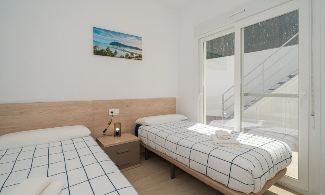 Segunda mano - Villa -
Avileses - Inland