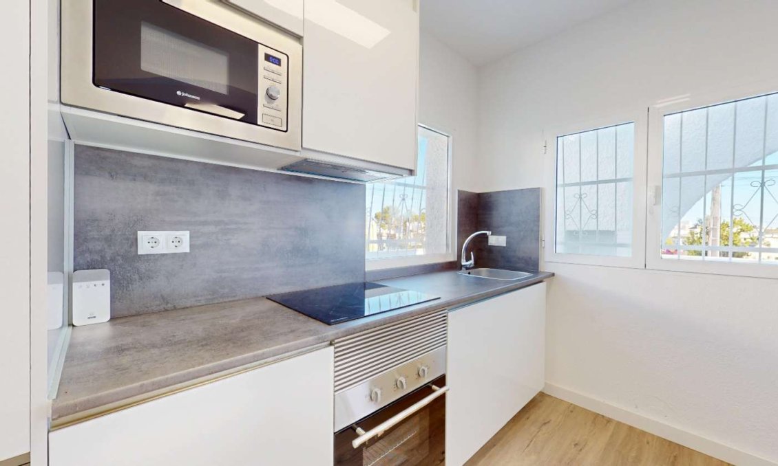 Segunda mano - Bungalow -
Orihuela - Inland