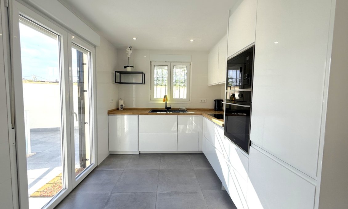 Segunda mano - Semi Detached -
Orihuela - Inland