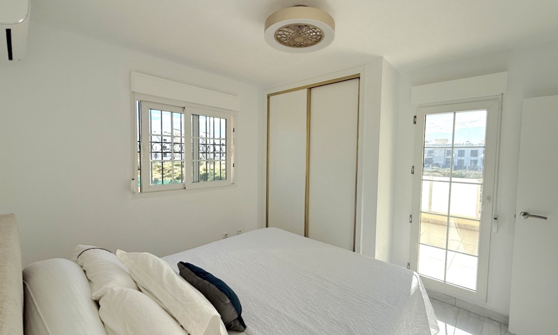 Segunda mano - Semi Detached -
Orihuela - Inland