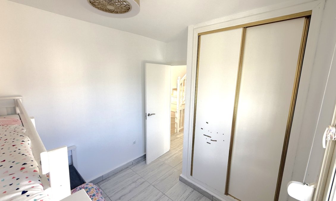 Segunda mano - Semi Detached -
Orihuela - Inland