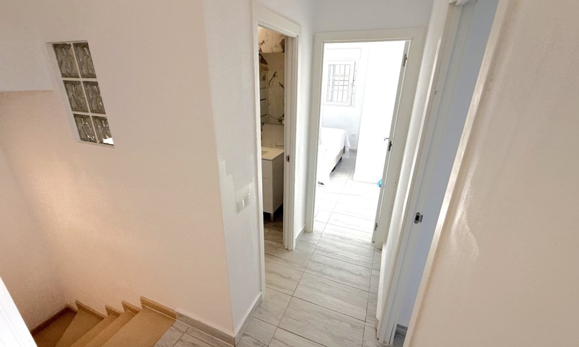 Segunda mano - Semi Detached -
Orihuela - Inland