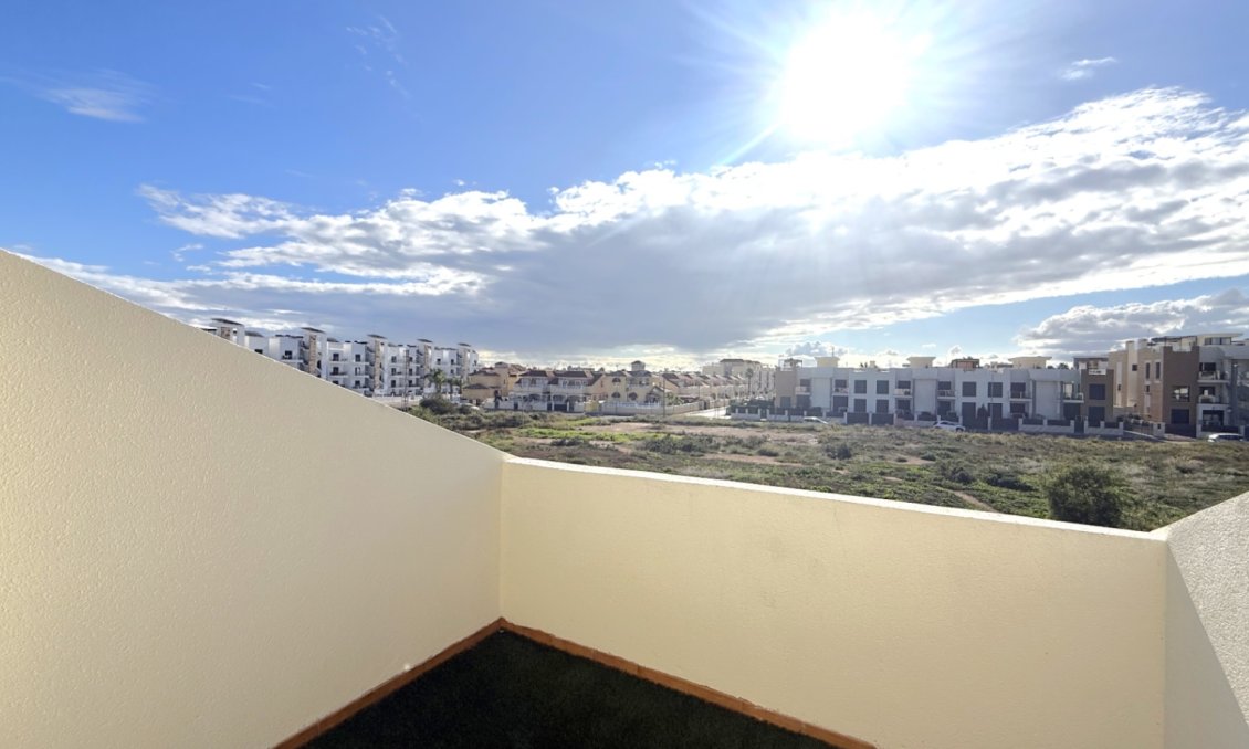 Segunda mano - Semi Detached -
Orihuela - Inland
