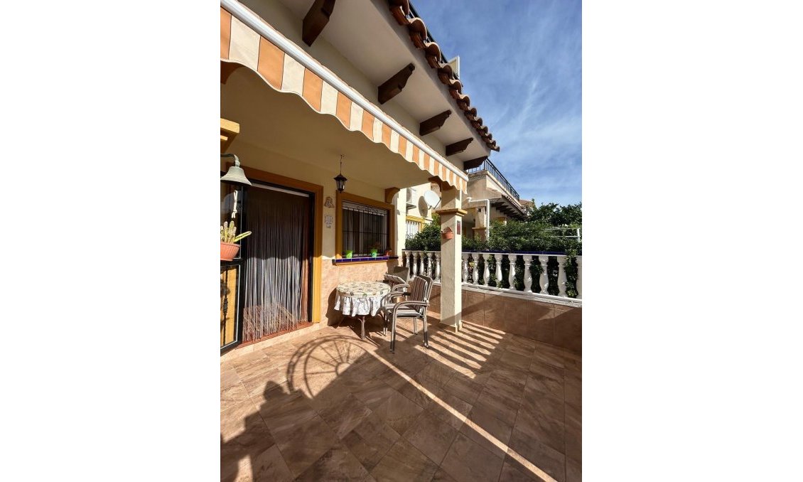 Wiederverkauf - Duplex -
Orihuela Costa - Punta Prima