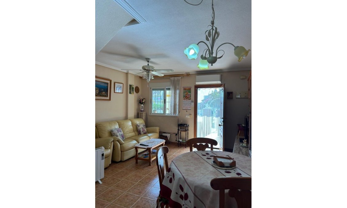 Wiederverkauf - Duplex -
Orihuela Costa - Punta Prima