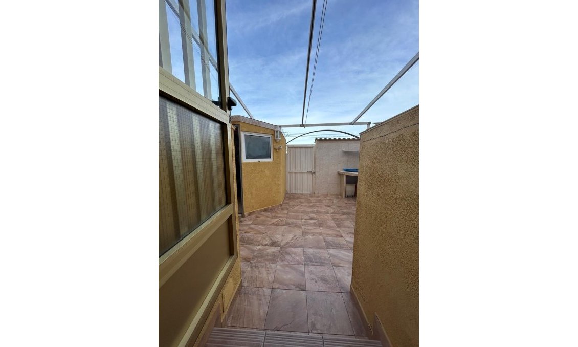 Wiederverkauf - Duplex -
Orihuela Costa - Punta Prima