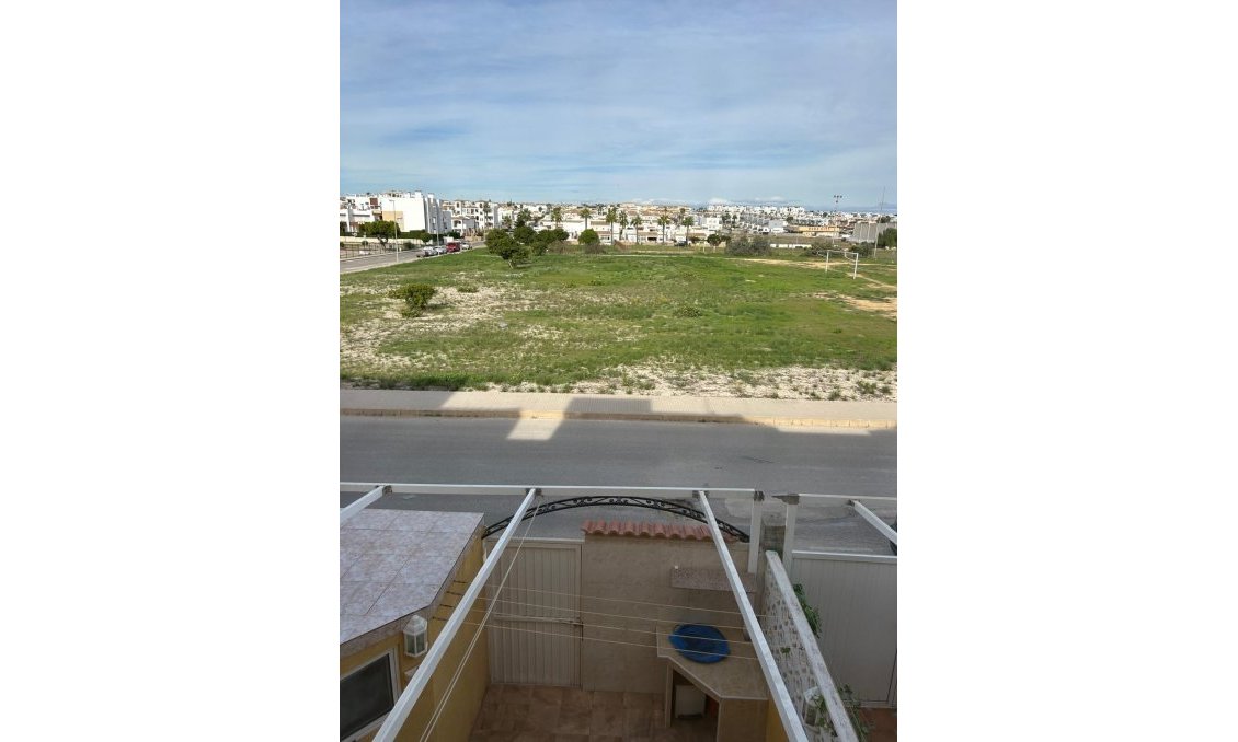 Wiederverkauf - Duplex -
Orihuela Costa - Punta Prima