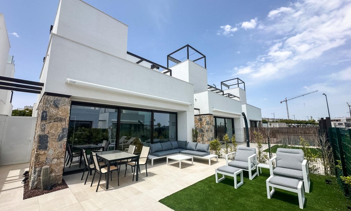 Resale - Villa -
Los Alcazares - Dolores De Pacheco-santa Rosalía