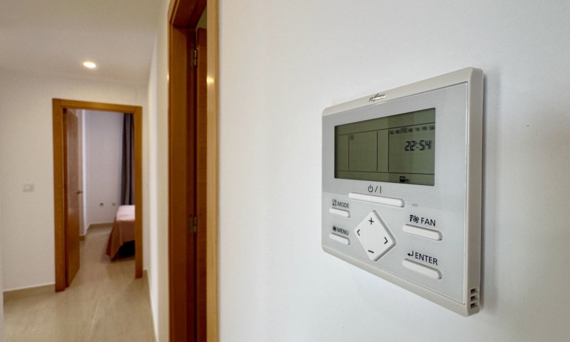 Segunda mano - Apartamento -
San Miguel de Salinas - Inland