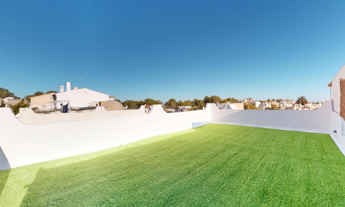 Használt Ingatlanok - Bungaló -
Villamartin - Costa Blanca