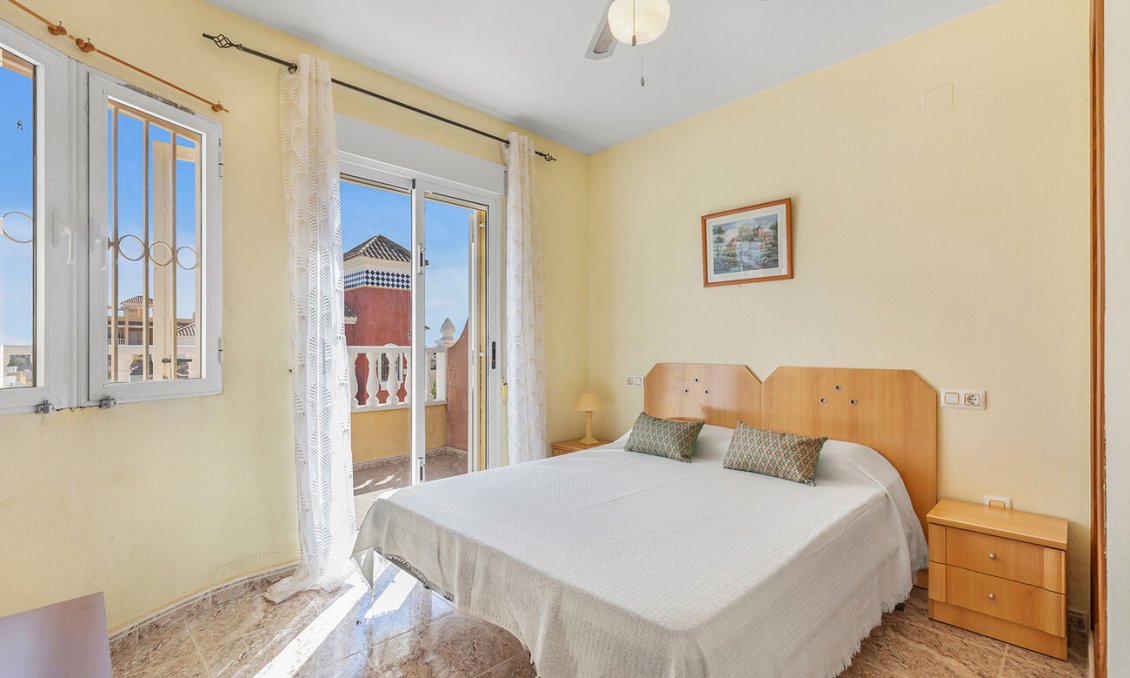 Segunda mano - Semi Detached Penthouse -
Orihuela Costa - Costa Blanca