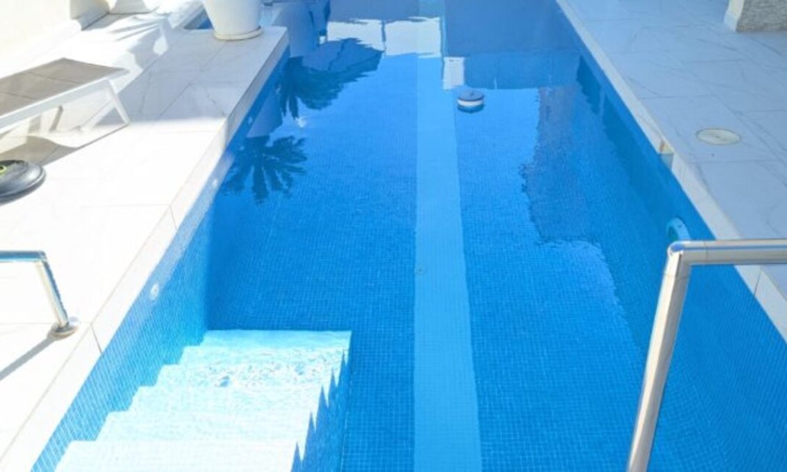 Segunda mano - Villa -
Villamartin - Costa Blanca