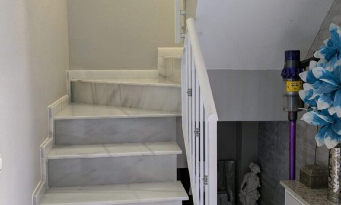 Segunda mano - Villa -
Villamartin - Costa Blanca