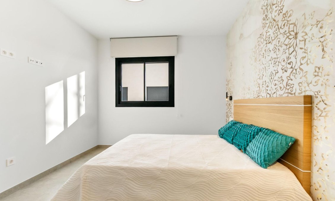 Használt Ingatlanok - Apartman -
Torrevieja - Playa del Cura