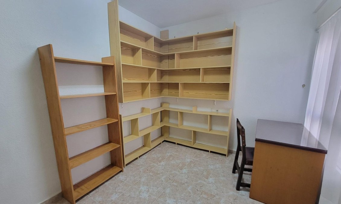 Segunda mano - Ático -
Torrevieja - Playa de los Locos