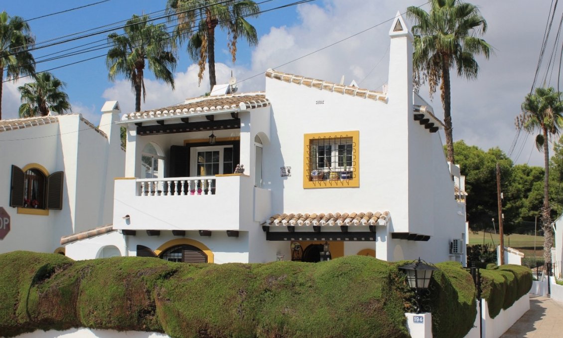 Segunda mano - Villa -
Orihuela Costa - Costa Blanca