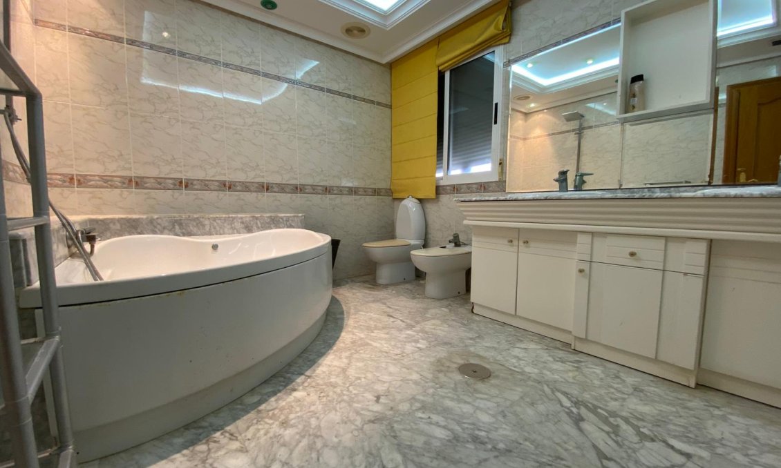 Segunda mano - Ático -
Torrevieja - Costa Blanca