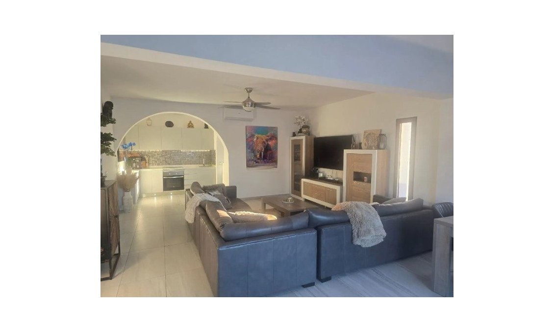 Használt Ingatlanok - Villa -
Rojales - Inland