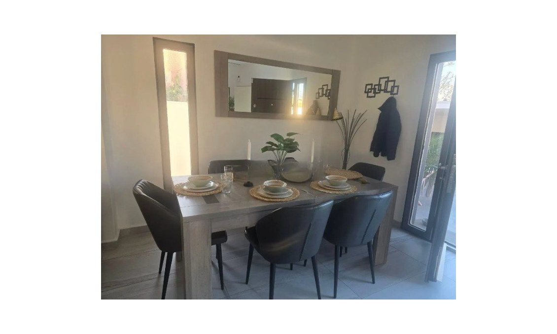 Használt Ingatlanok - Villa -
Rojales - Inland