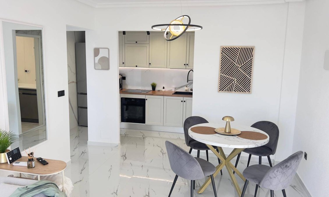 Segunda mano - Ático -
Orihuela Costa - La Zenia