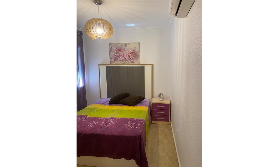 Resale - Apartment -
Campoamor - Costa Blanca