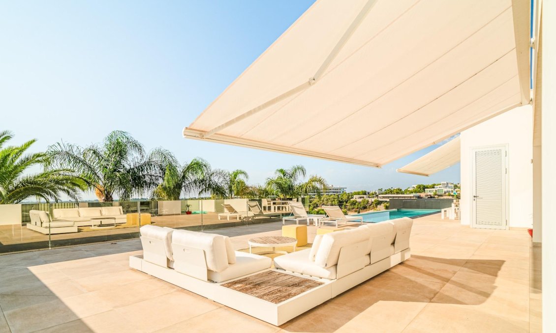 Segunda mano - Villa -
Orihuela - Las Colinas Golf