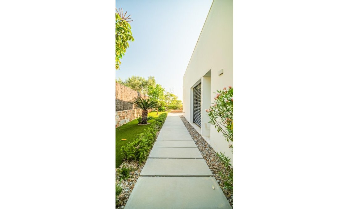 Segunda mano - Villa -
Orihuela - Las Colinas Golf