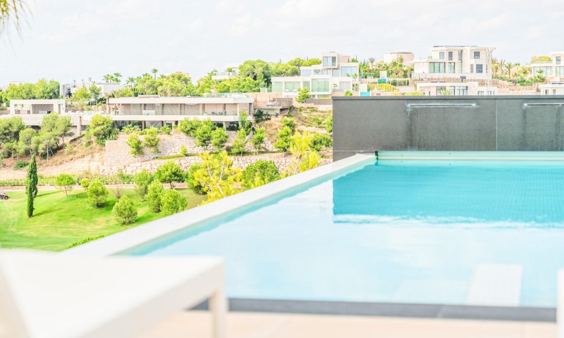 Segunda mano - Villa -
Orihuela - Las Colinas Golf