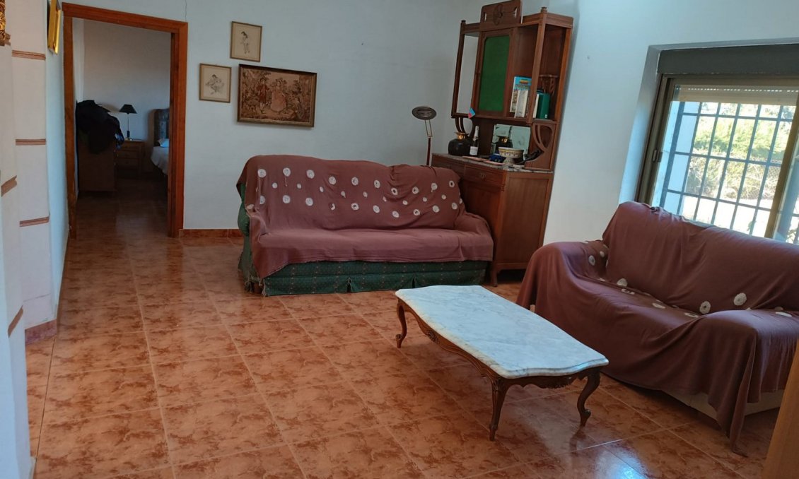 Segunda mano - Villa -
Yecla - Inland