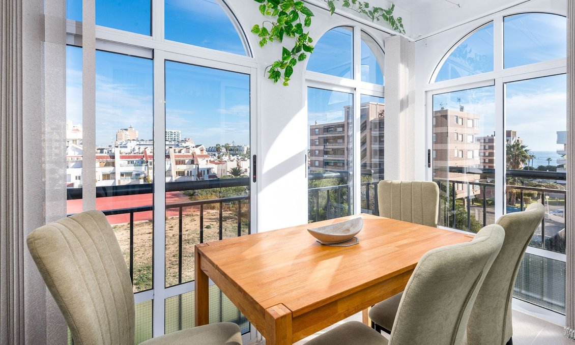 Resale - Apartment -
Torrevieja - Costa Blanca