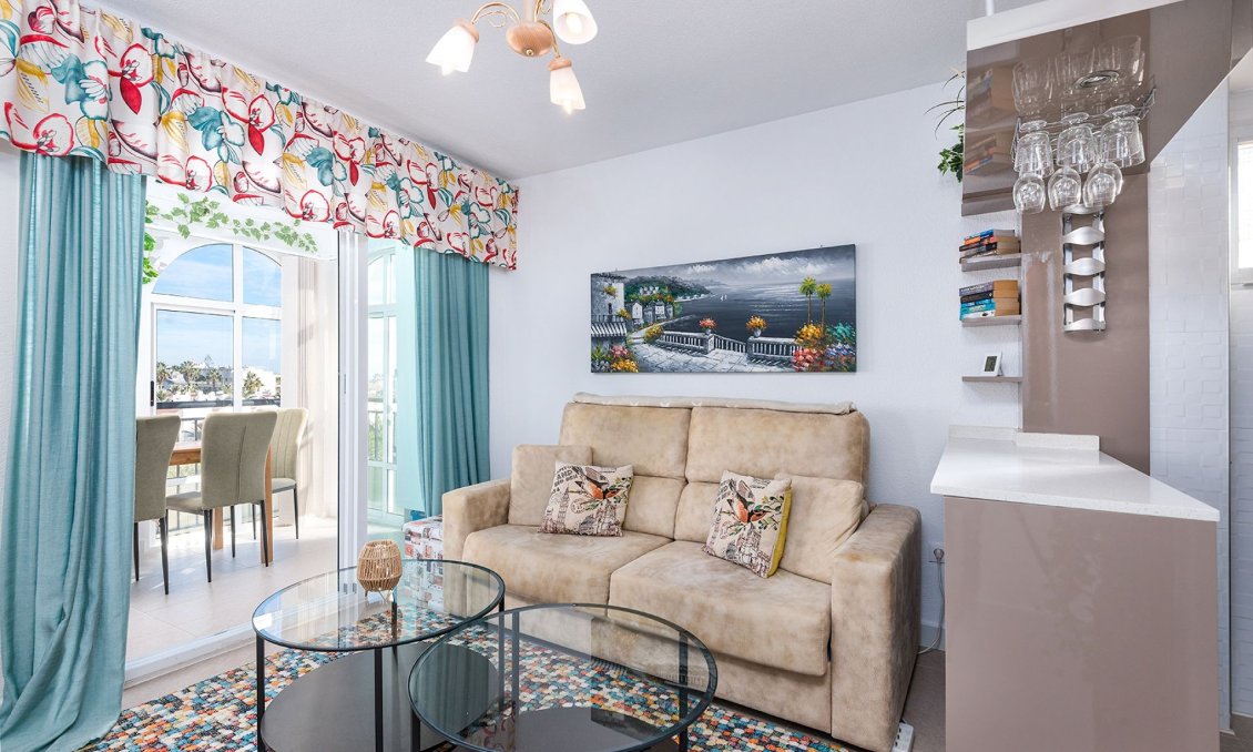 Resale - Apartment -
Torrevieja - Costa Blanca