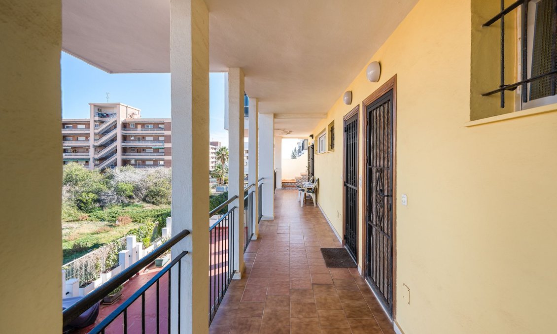 Resale - Apartment -
Torrevieja - Costa Blanca