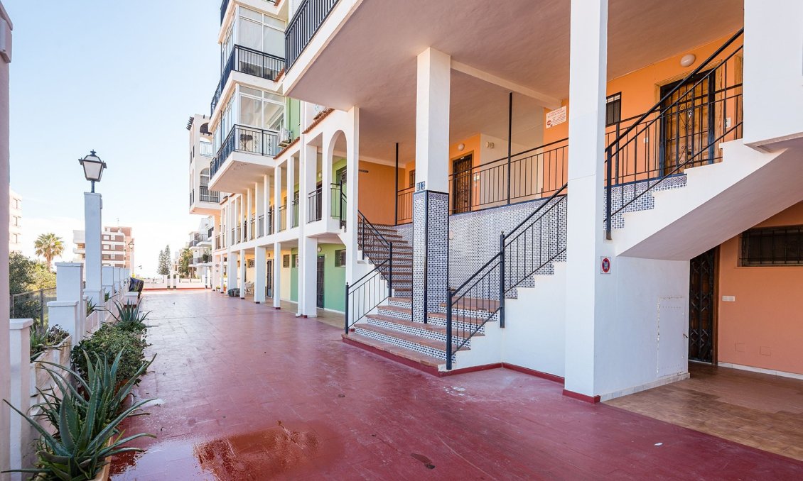 Resale - Apartment -
Torrevieja - Costa Blanca
