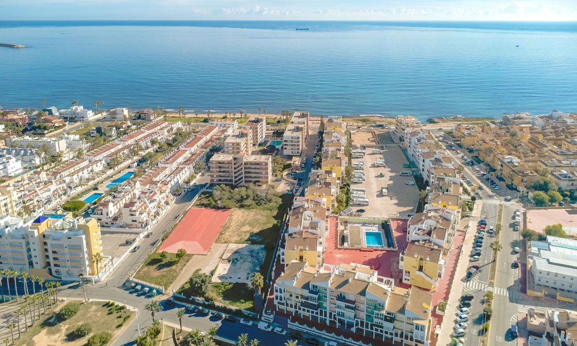 Resale - Apartment -
Torrevieja - Costa Blanca