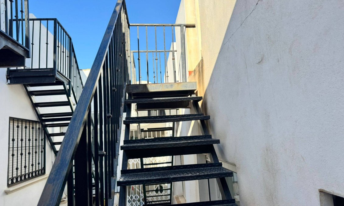 Segunda mano - Duplex -
Orihuela - Los Balcones Y Los Altos